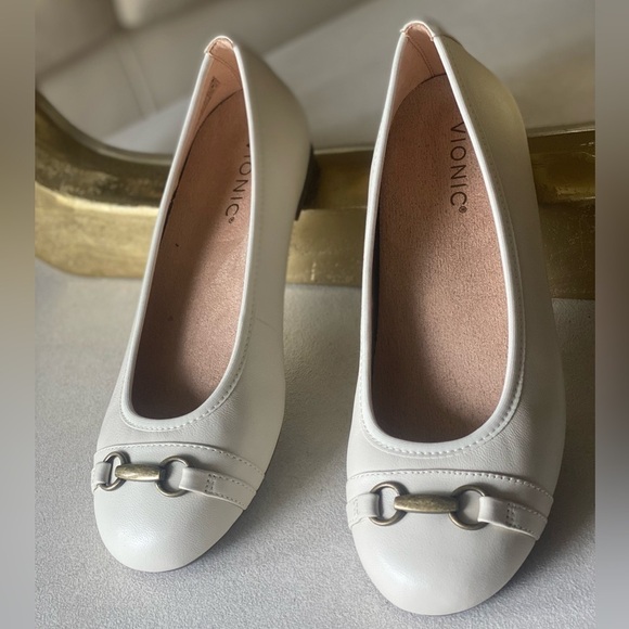 VIONIC Luxury Leather Ballerina Flats, Bone Color Women’s Size 7 NWOT Low heels - Picture 5 of 13